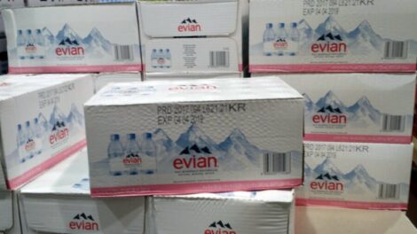 Evian Pure & Natural Spring Mineral Water, Still Bottle 750ml [ pack of 12 bottles] - Image 3